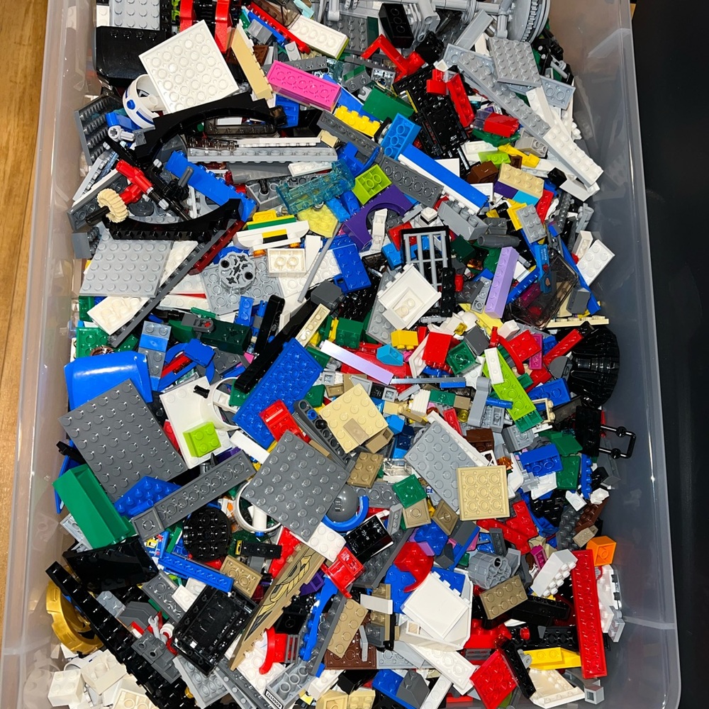4lbs Genuine LEGO - Bulk Bricks Parts Pieces Lot - Choose Boy or Girl Box - Picture 7 of 11